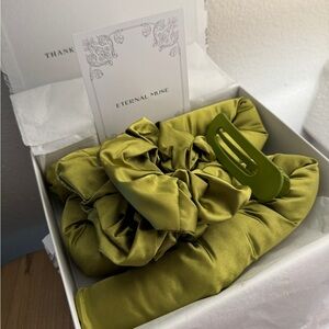 Eternal Muse Jumbo Size Zero Heat Set